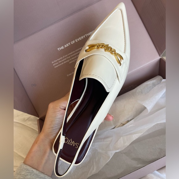 SOLD Vanilla Slingback Pointed Toe Kitten Comma Heel - Picture 8 of 9